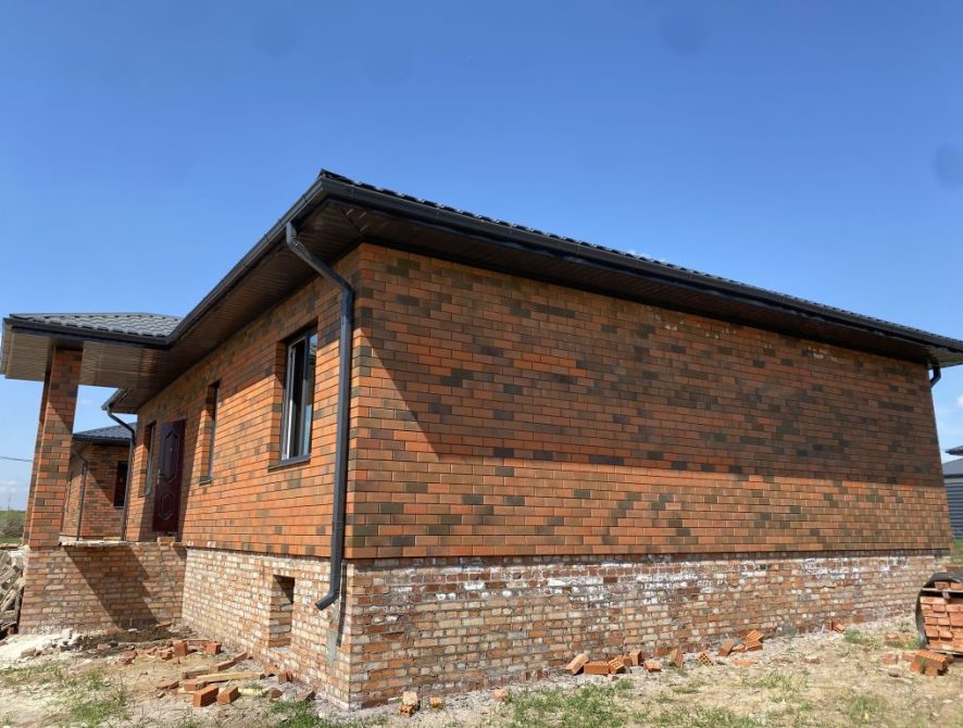 680b2179bf10c0.42893280