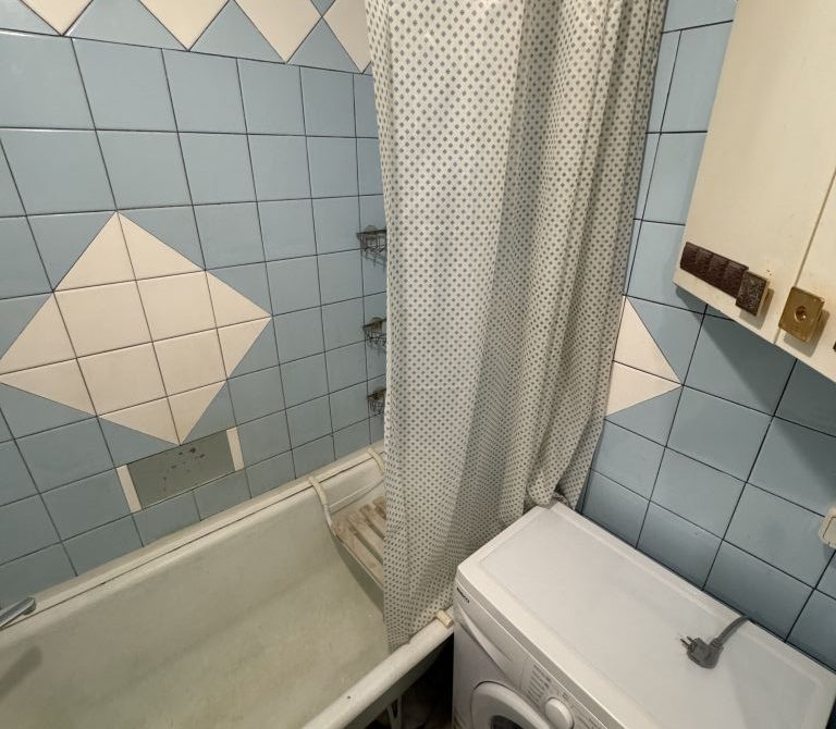 68ee53a2a8a6d5.11967101