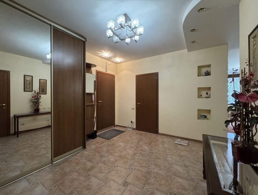 68f8aea0f3a239.83563167