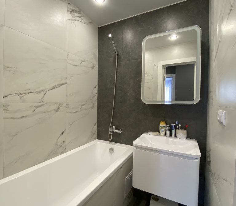 67ec40d7cd3f36.43700586