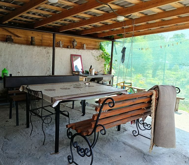 6848317be451a9.49256714