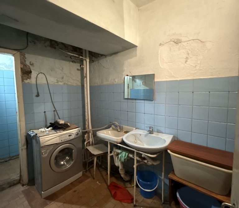 69b3f360a29e43.64818139