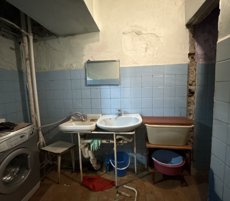 69b3f411cd4122.44949440