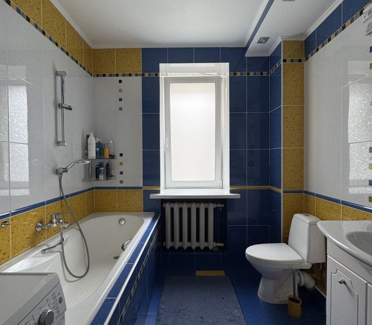 68f8adc5dbd7f2.64032921