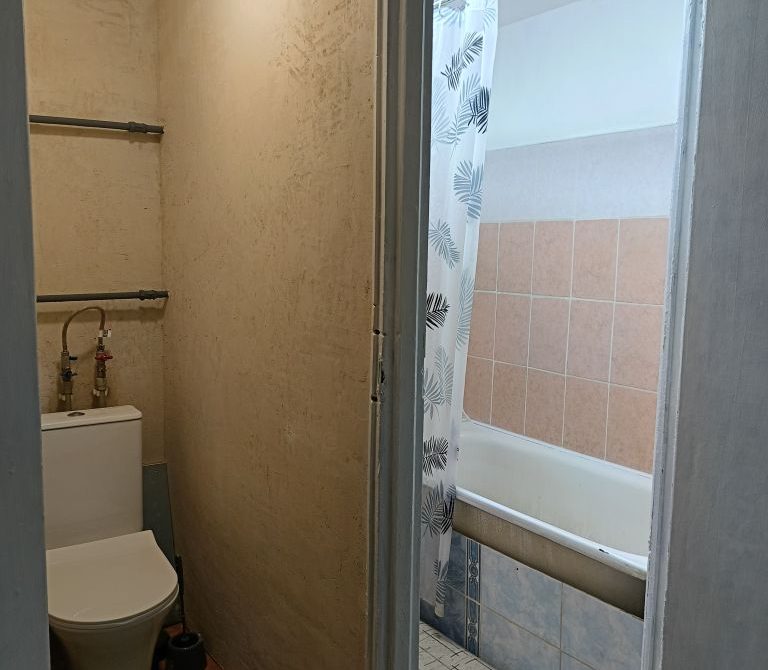 69e1f3d44b61e0.12824076